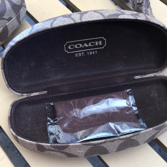 Coach Accessories - Coach Signature Tan Brown Lined Glasses Case, unused cleaning cloth incl.